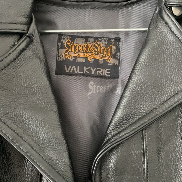 Street & Steel Women’s Leather Motorcycle Jacket - Picture 2 of 8